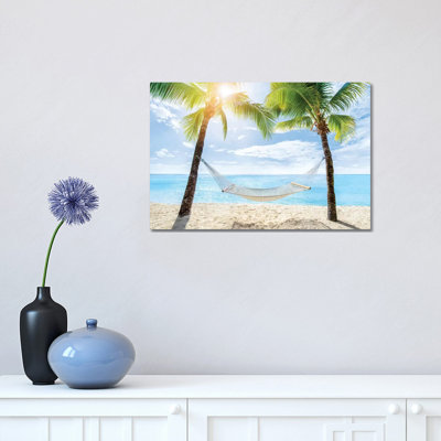 «Relaxing In A Hamac At The Beach» par - Toile tendue