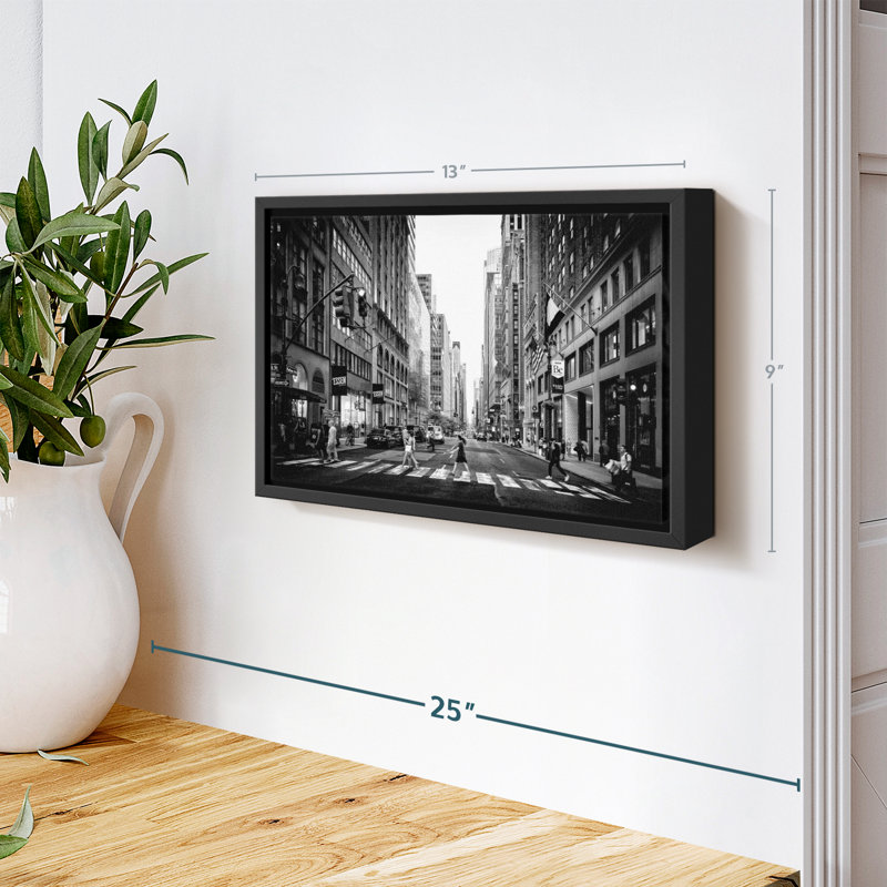 «Madison Avenue», H 9 po x l 13 po