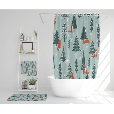 Rolla Polyester Shower Curtain Set