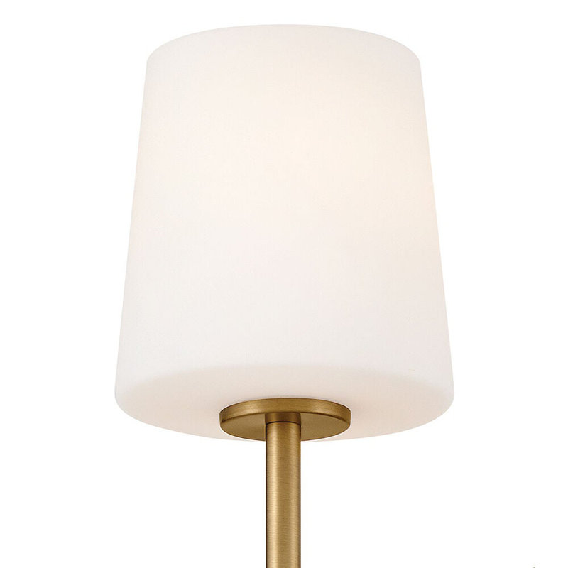 Saunders 1 - Light Wallchiere