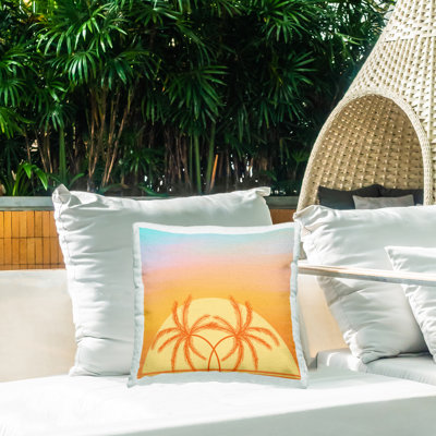 Coussin d'extérieur imprimé rétro Sunset Palm Trees par Ashley Singleton