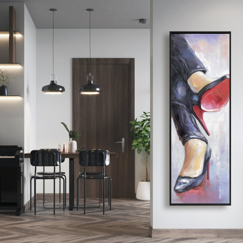 «Crossed Legs And High Heels» sur toile, H 48 po x l 16 po