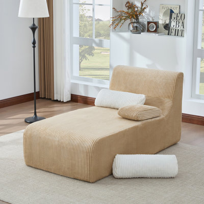 Chaise longue confortable pour le salon