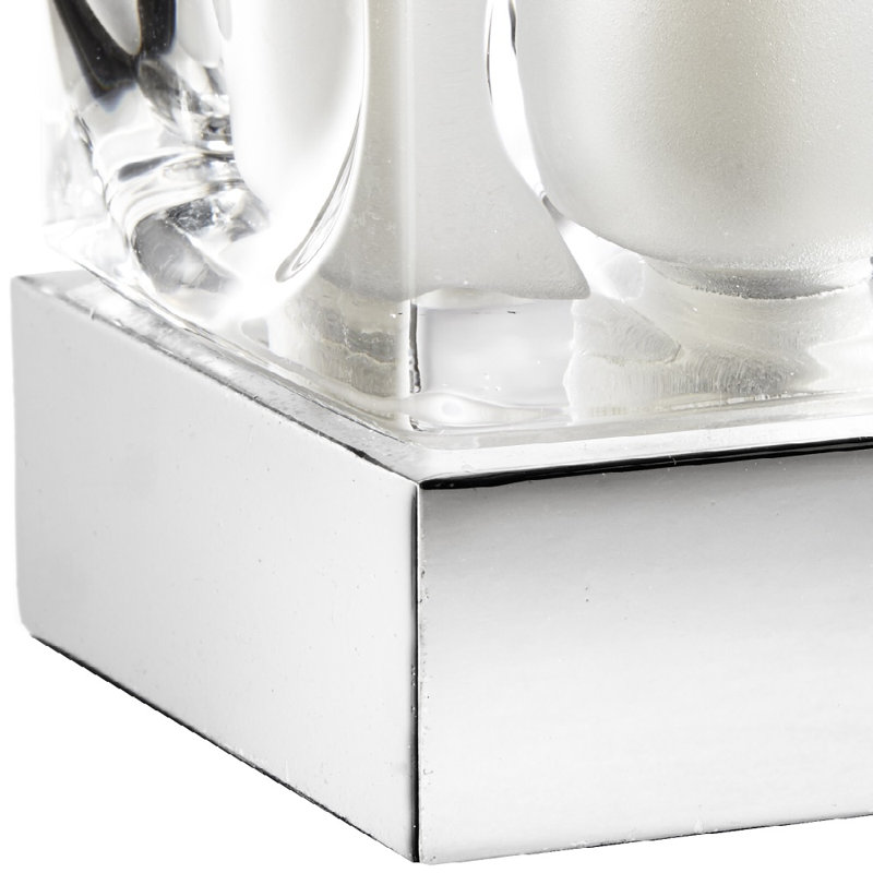 Andaiye Metal Table Lamp