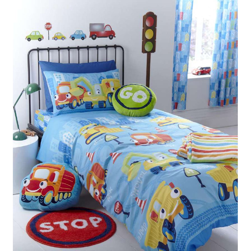 Kids Red Rug, 60 × 70cm (1'11'' × 2'3'')