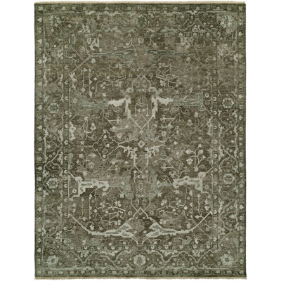 Oriental Area Rug in Gray