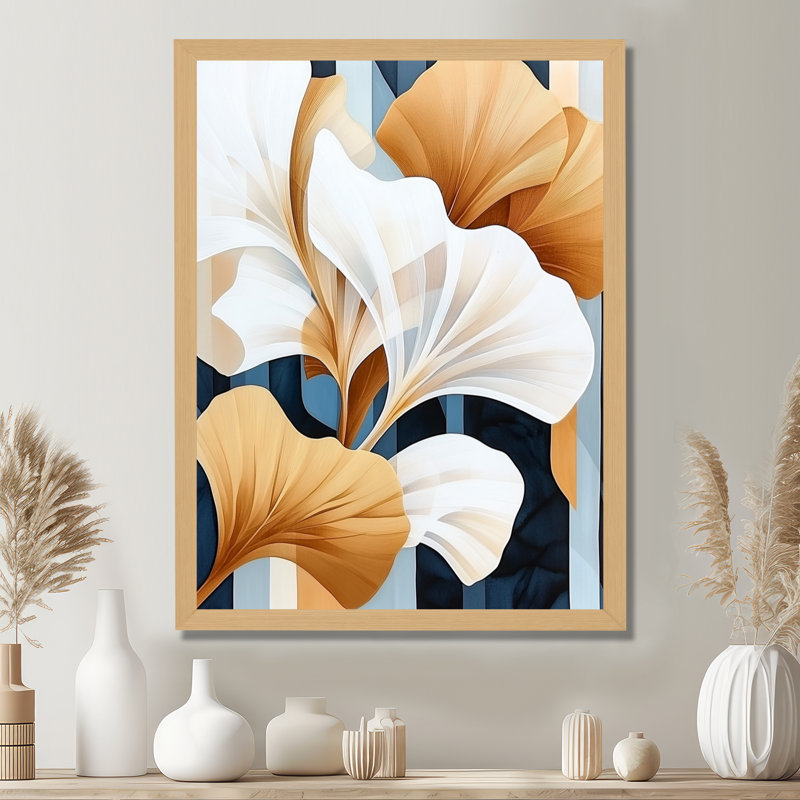 Ginkgo dans le silence doré II - Tableau encadré de style minimaliste japonais, 20" H x 12" W, Natural Picture Framed