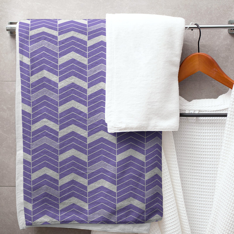 Serviette de bain à chevrons alignés Stephenie, Mauve clair