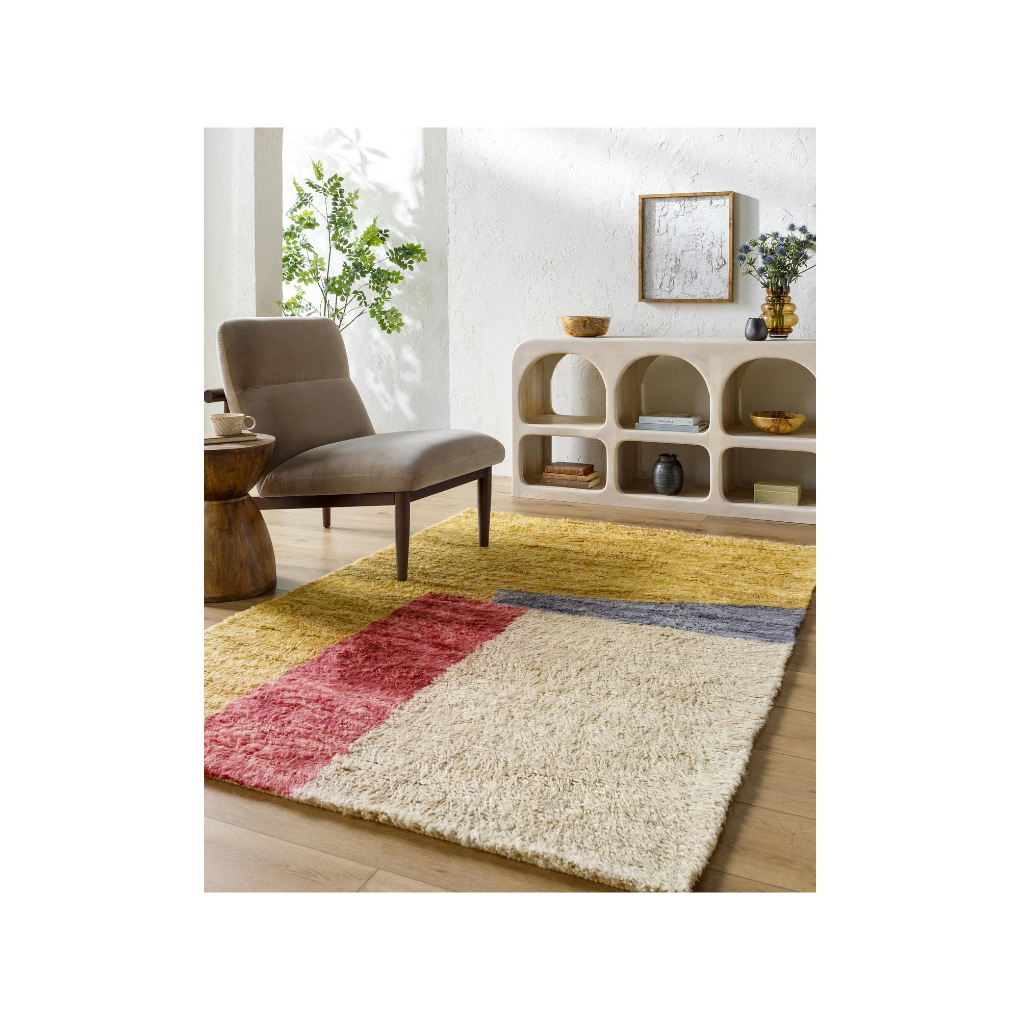 Tura Hand Tufted Wool Tan Rug, Rectangle 2'6" x 8'
