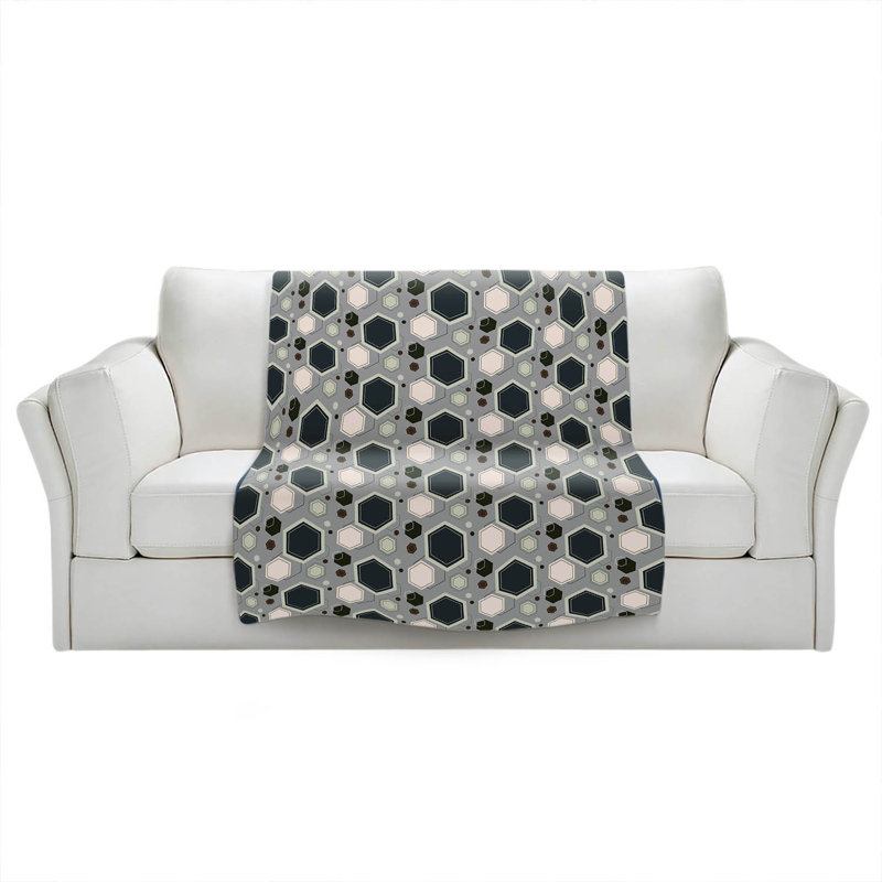 Couverture Mid-Century Hexagons, 68 po x 80 po