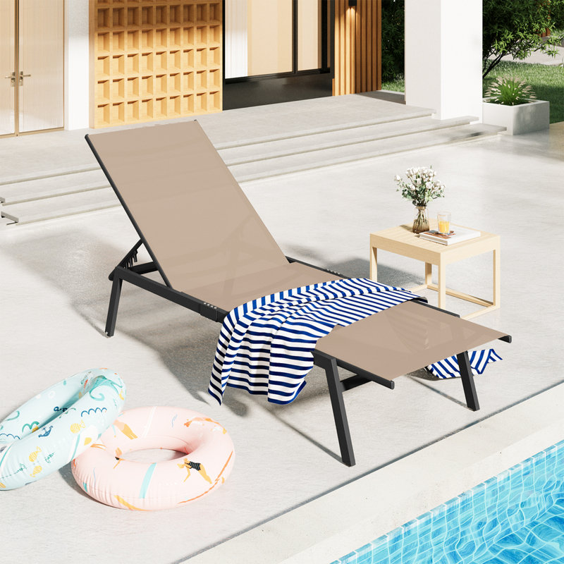 Chaise longue d'extérieur en métal Commings, Kaki / Noir