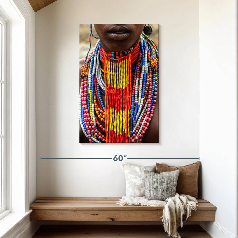 Femme Leisha Arbore Tribe, H 45 po x l 30 po