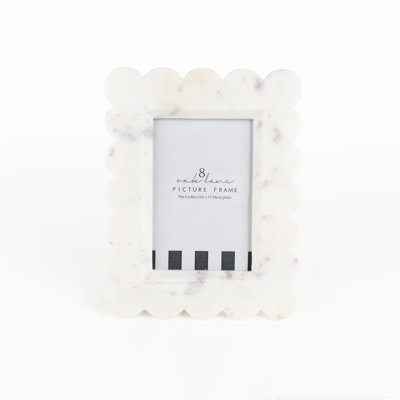 Scalloped Marble 5X7 Picture Frame