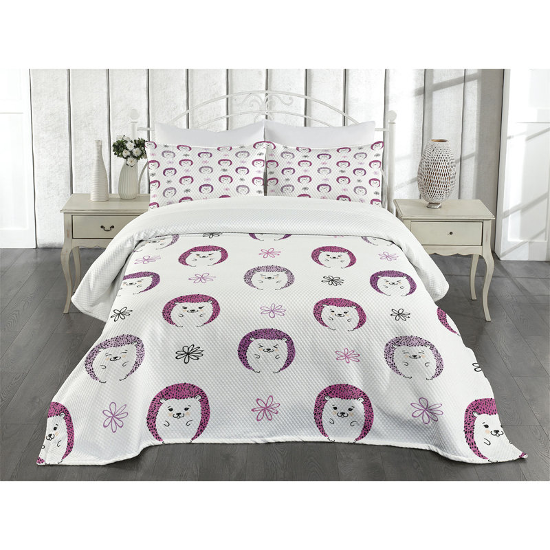 White Quilted Queen Bedspread Set with Hedgehog Print