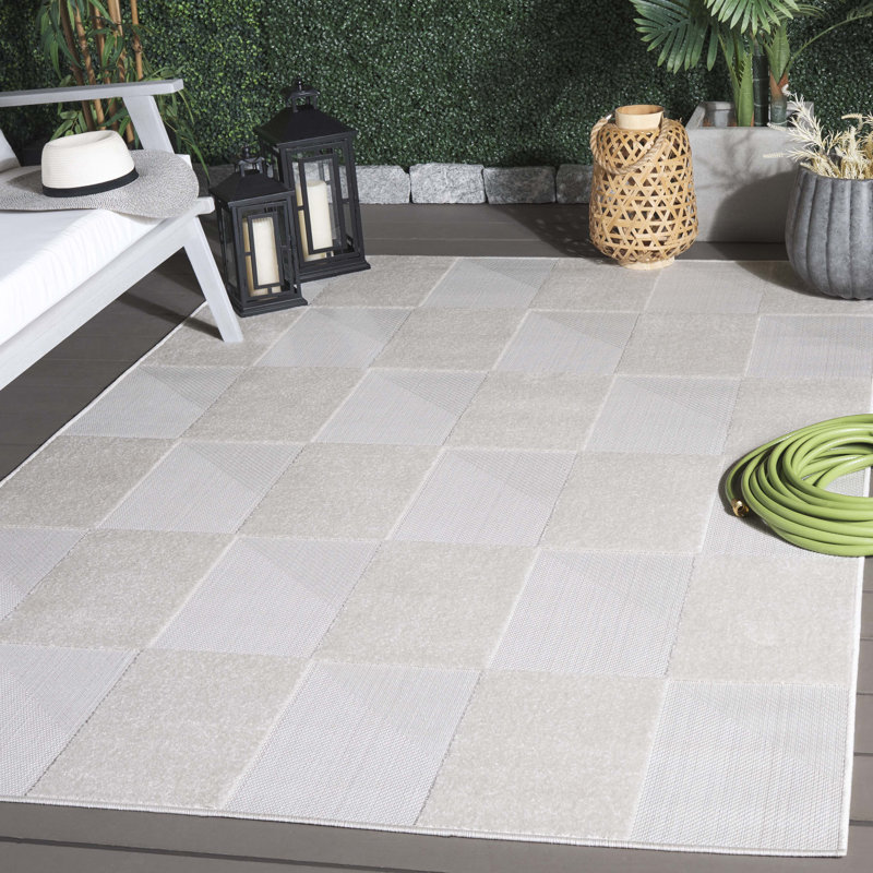 Keylani Performance Geometric Rug, Rectangle 5'2" x 7'6"