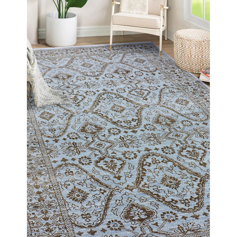 Oriental Area Rug, Rectangle 4' x 6'
