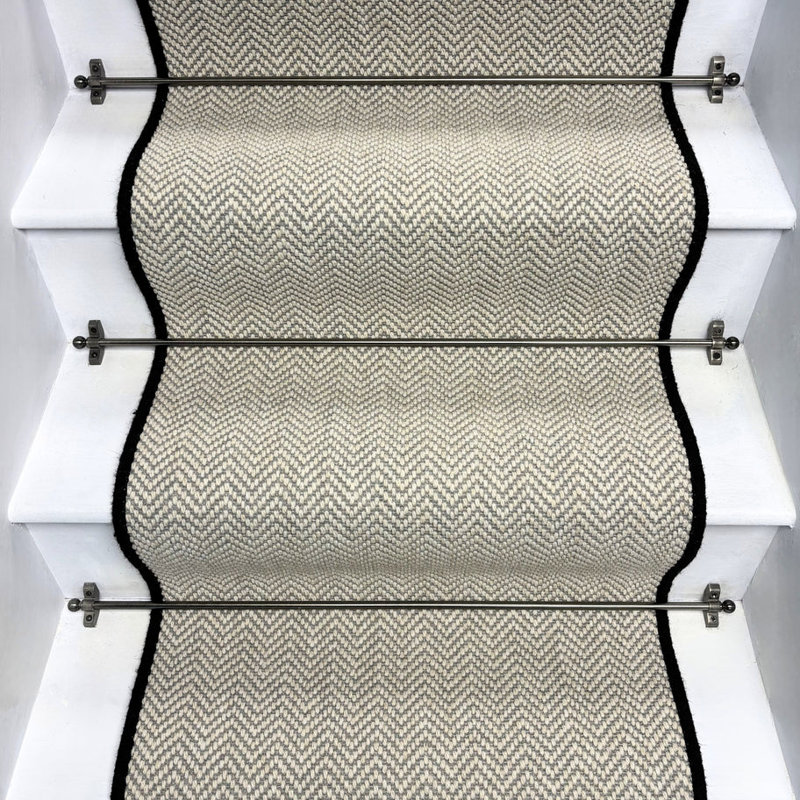 Stair Runner Chevron / Zig Zag Wool Looped / Hooked Area Rug, Runner 70 x 600 cm