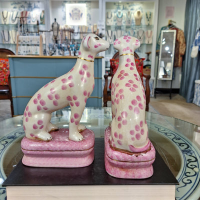 Figurines en porcelaine Whippet - pois roses (ensemble de 2)