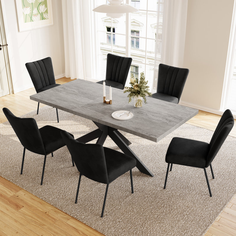 6 - Person Extendable Dining Set, Black