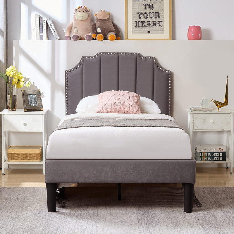 Lit plateforme tapissier Aldora, Gris foncé