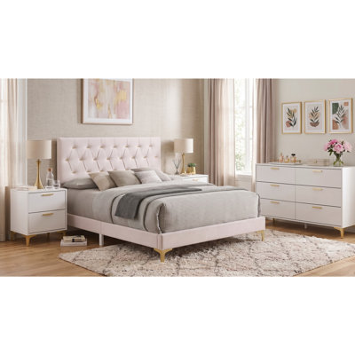 Kensington White Queen 4-piece Bedroom Set