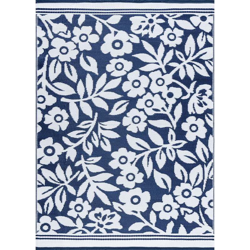 Trentin Indoor / Outdoor Rug, Rectangle 5' x 6'11"