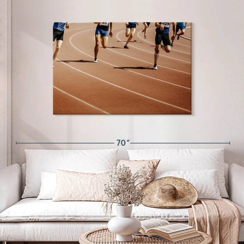 Men's Sprint Race, 30" H x 45" W
