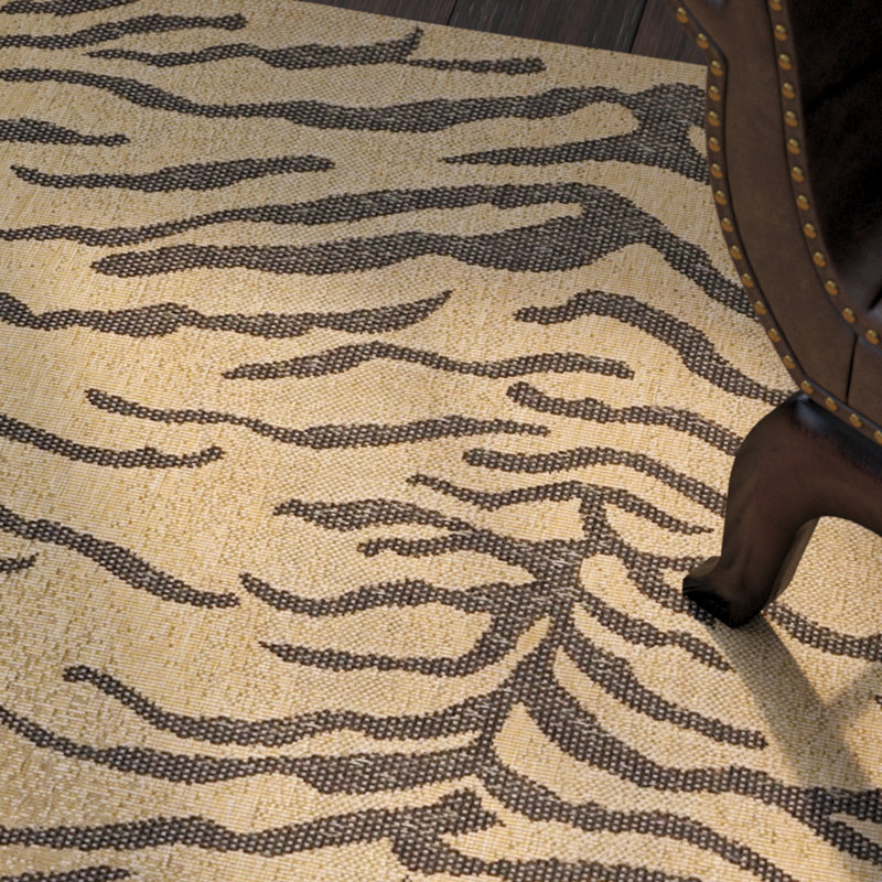 Tapis intérieur / extérieur brun foncé / naturel à motif animalier Açzia, Tapis de couloir 2 pi 3 po x 10 pi