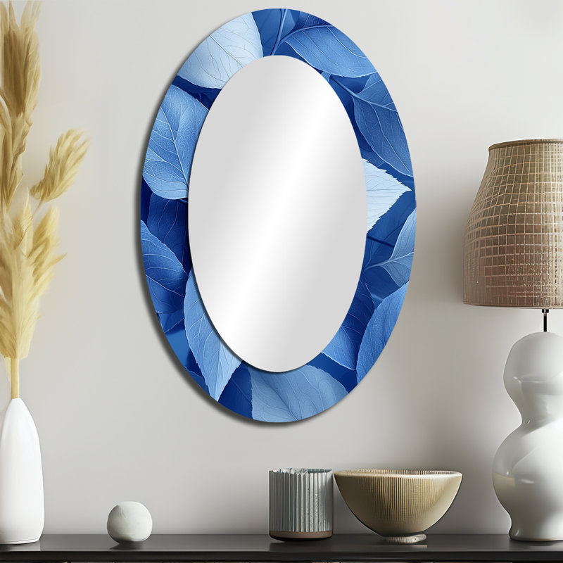 Periwinkle Leaves Of Blue Simplicity II - Miroir décoratif floral ovale sur métal, 36 po x 24 po
