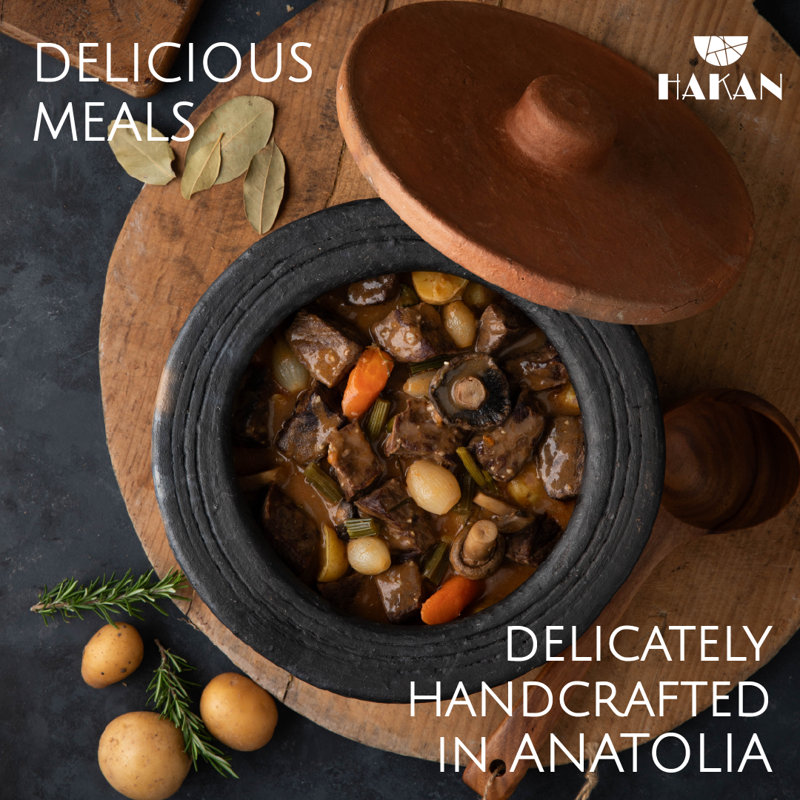 Large Unglazed Terracotta Clay Cooking Pot with Lid