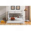 Lit superposé simple au-dessus d'un lit double en bois avec lit gigogne blanc-18126133