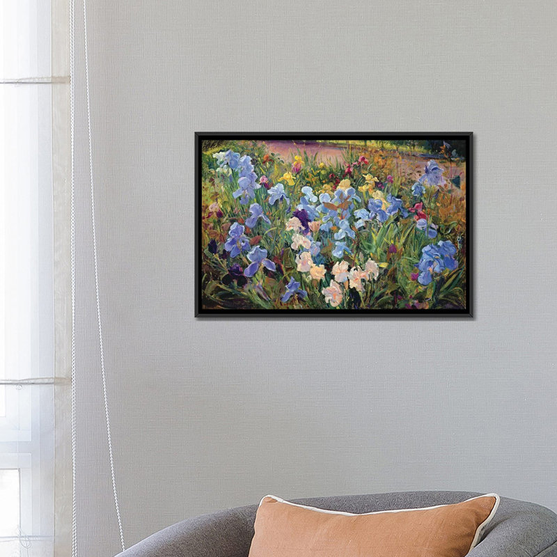 «The Iris Bed», reproduction sur toile, H 18 po x l 26 po x P 1,5 po, Toile encadrée noire, Pas de tapis
