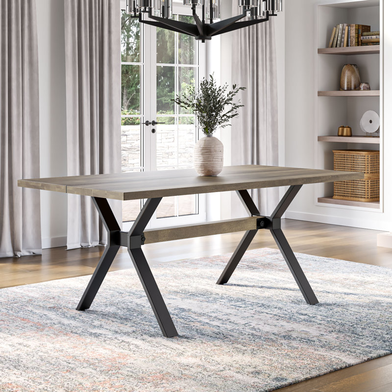 Table de salle à manger rectangulaire en bois massif L 72 po x l 38 po Yougo, Marron clair