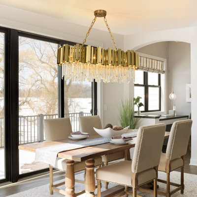 Lustre à niveaux unique et remarquable à 8 lumières avec accents en cristal Torina