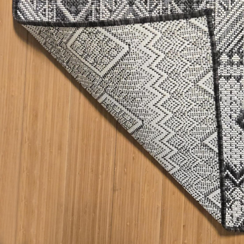 Tapis intérieur / extérieur en polypropylène tissé à plat Savara Mayview, Rectangle 5 pi 3 po x 7 pi