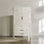 Grande armoire de rangement multifonctionnelle blanche et naturelle avec détails sculptés