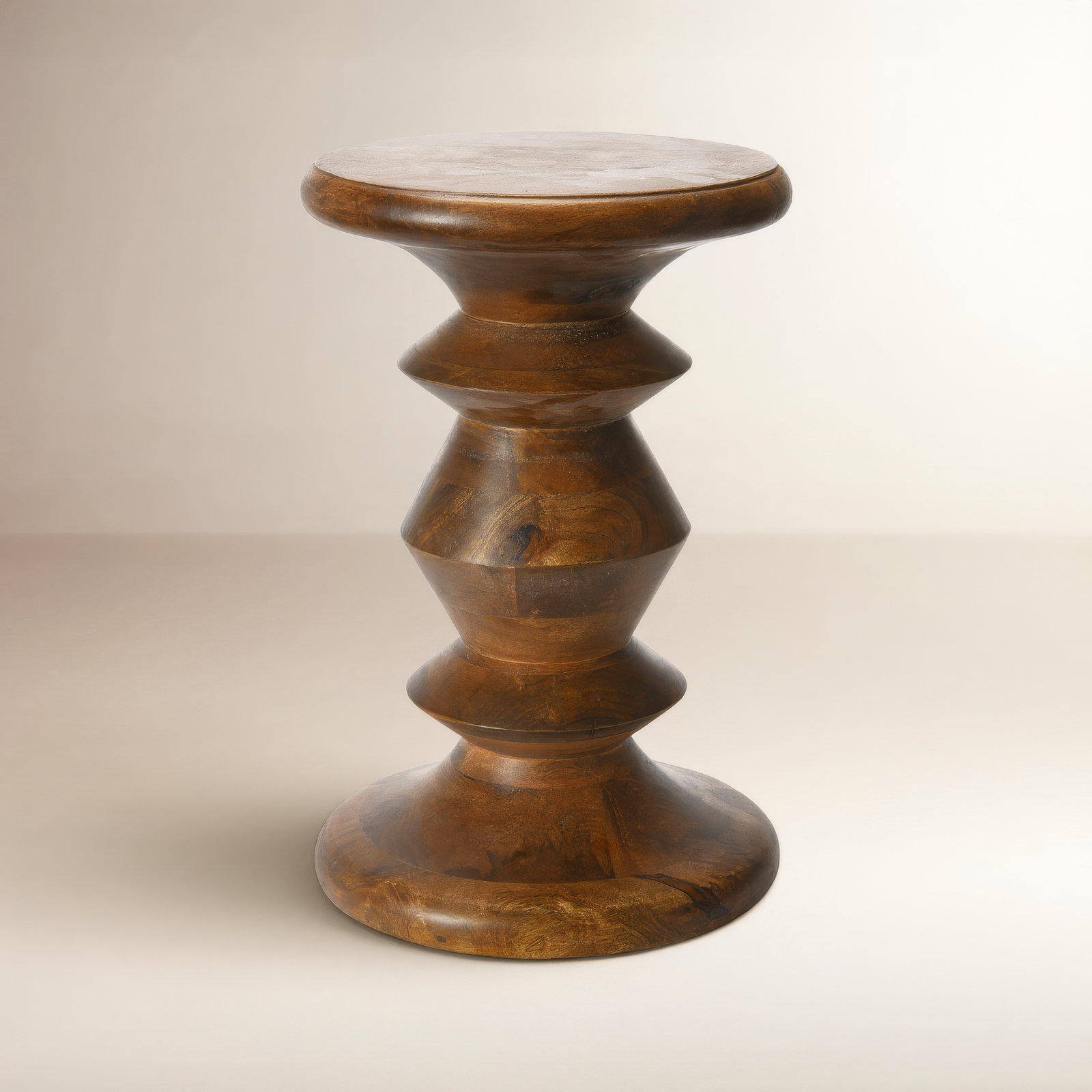 Trashawn Solid Wood End Table, Walnut