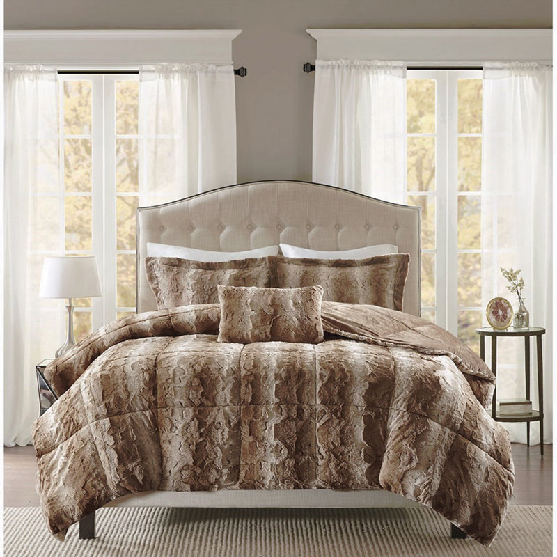 Full 4PC Faux Fur Comforter Set, Full / Double Comforter + 3 Additional Pieces, Brown Abstract