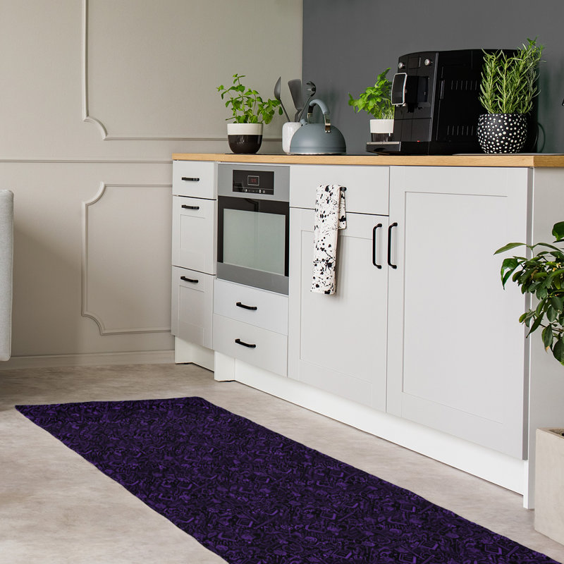Tapis noir/mauve zone, Tapis de couloir 2 pi 6 po x 8 pi
