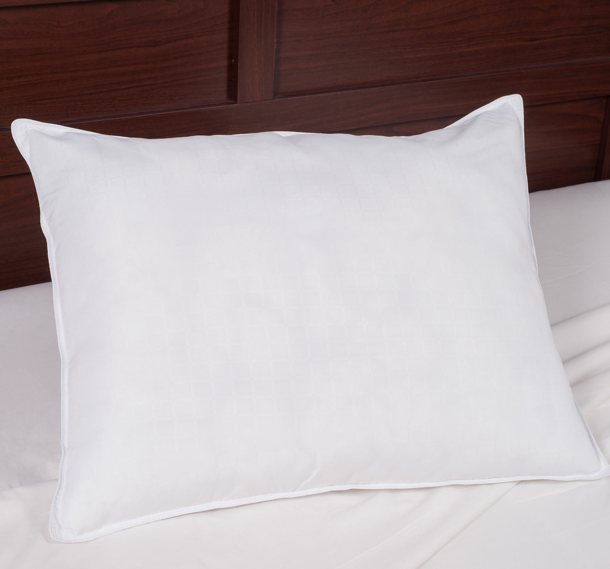 https://assets.wfcdn.com/im/52495079/compr-r85/3524/35243608/ultra-soft-down-alternative-pillow-insert-for-pillowcases-for-side-back-or-stomach-sleepers.jpg
