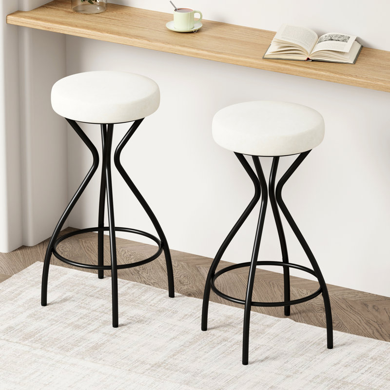 Tabouret de bar en velours moderne sans dossier de 2 avec sièges blanc crème et structure en métal noir pour l'intérieur