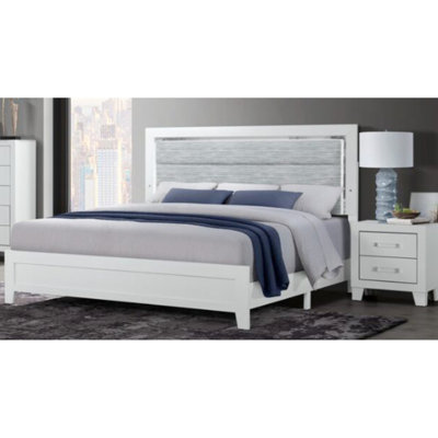 Très grand lit blanc avec tête de lit tapissier à DEL moderne, finition en nuage, luminaires en acrylique de 77,26 po Profondeur, 84,28 de largeur, 103,83 lb, poids de l'éclairage - Quincaillerie, H 53,04 po x P 77,26 po
