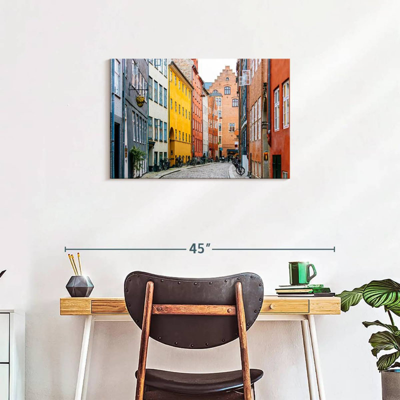 Rue à Copenhague, H 20 po x l 30 po, Toile tendue