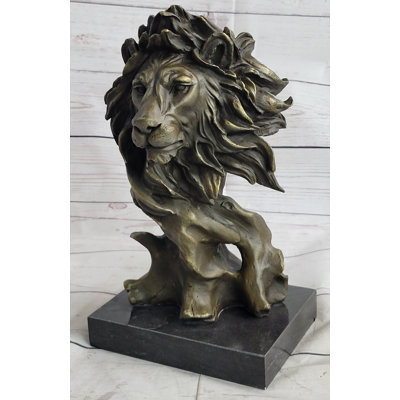 Buste de lion mâle Makanda