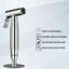 Bidet rond à main avec robinet avec douchette pour bidet-121644898