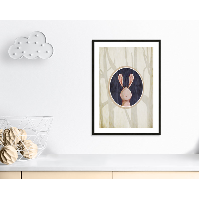«Juvenile Forest Animals», impression sur papier, Encadré de boîte à grain de bois noir, H 34,5 po x l 24,5 po x P 1,18 po
