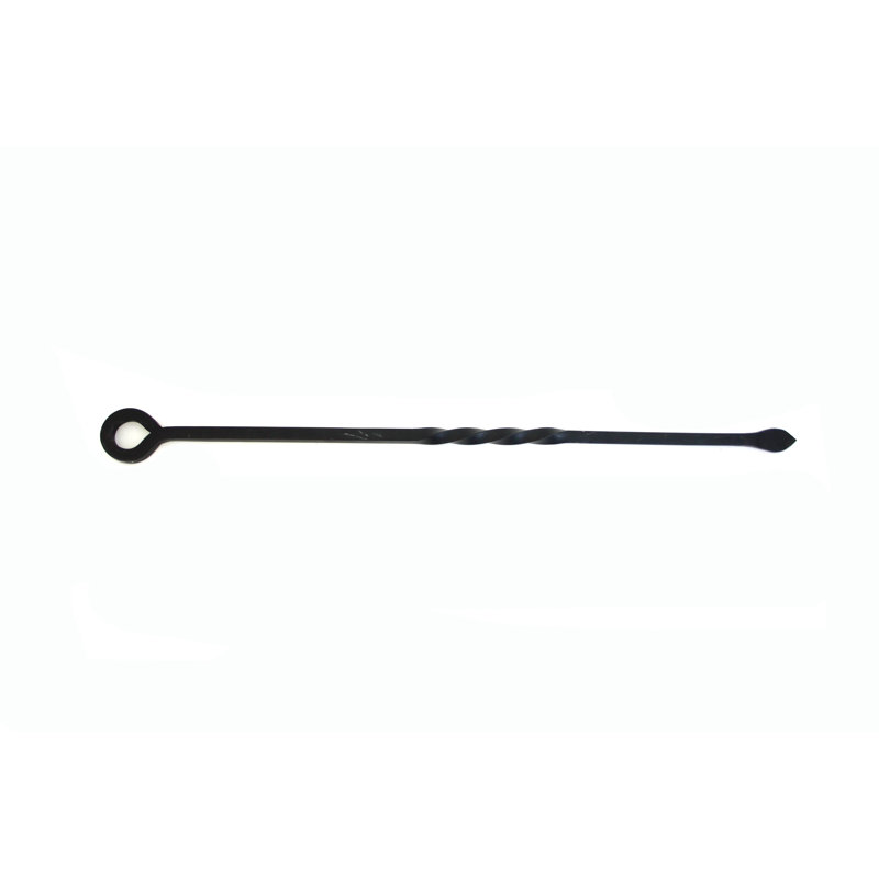 Lavinia Iron Twisted Poker