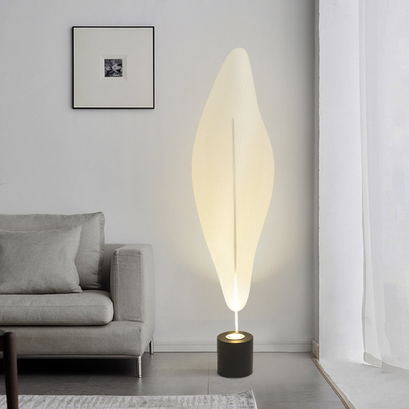 Lampe sur pied en fer et en acrylique de style minimaliste