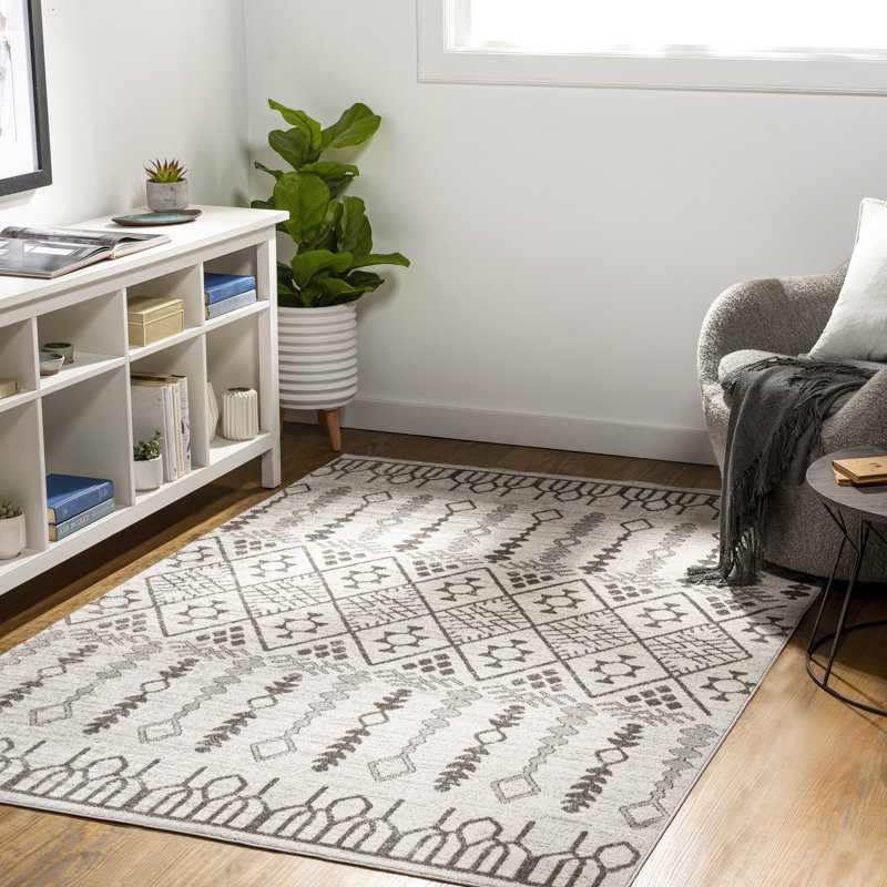 Swampscott Geometric Machine Woven Beige/Gray Area Rug, Runner 2'7" x 7'3"