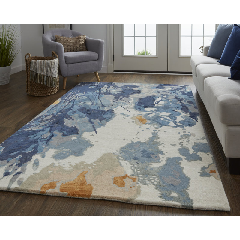 Floral Area Rug in Blue, Rectangle 2' x 3'